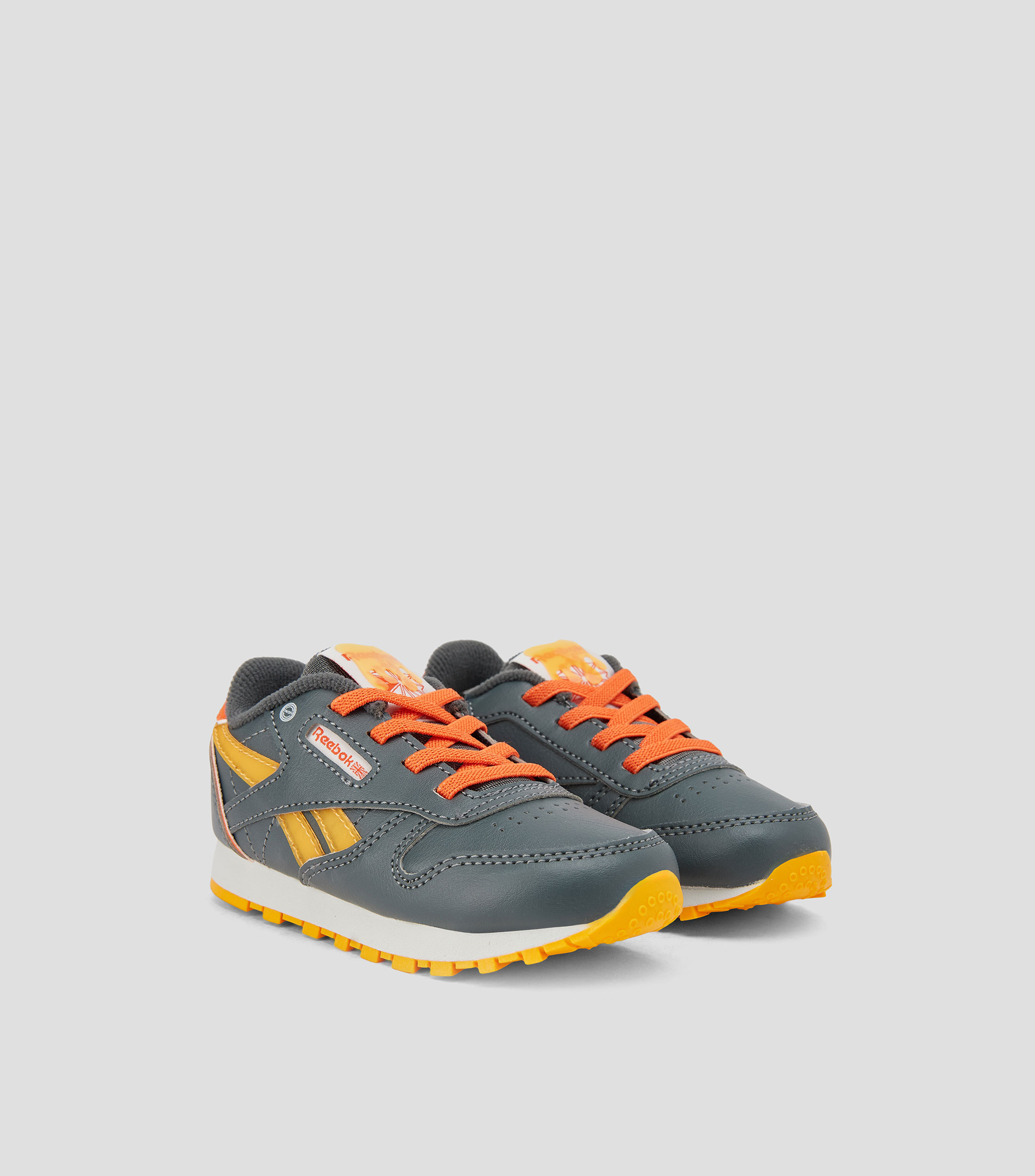 Tenis casuales Classics Step 'n Flash 2.0 Niño